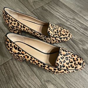 Banana Republic leopard loafers like new